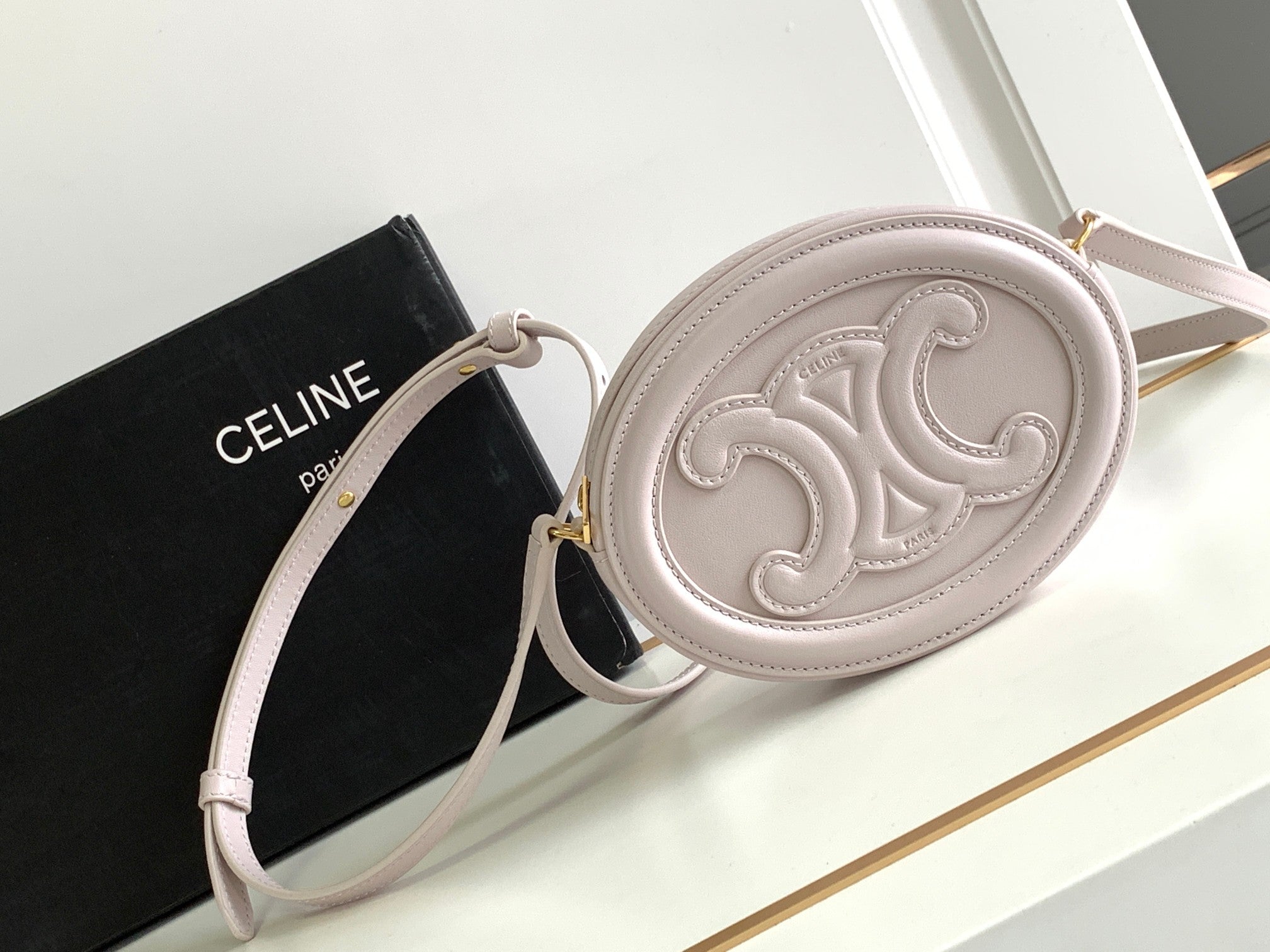 GLATTES KALBSLEDER 16 OVAL WEISS TASCHE