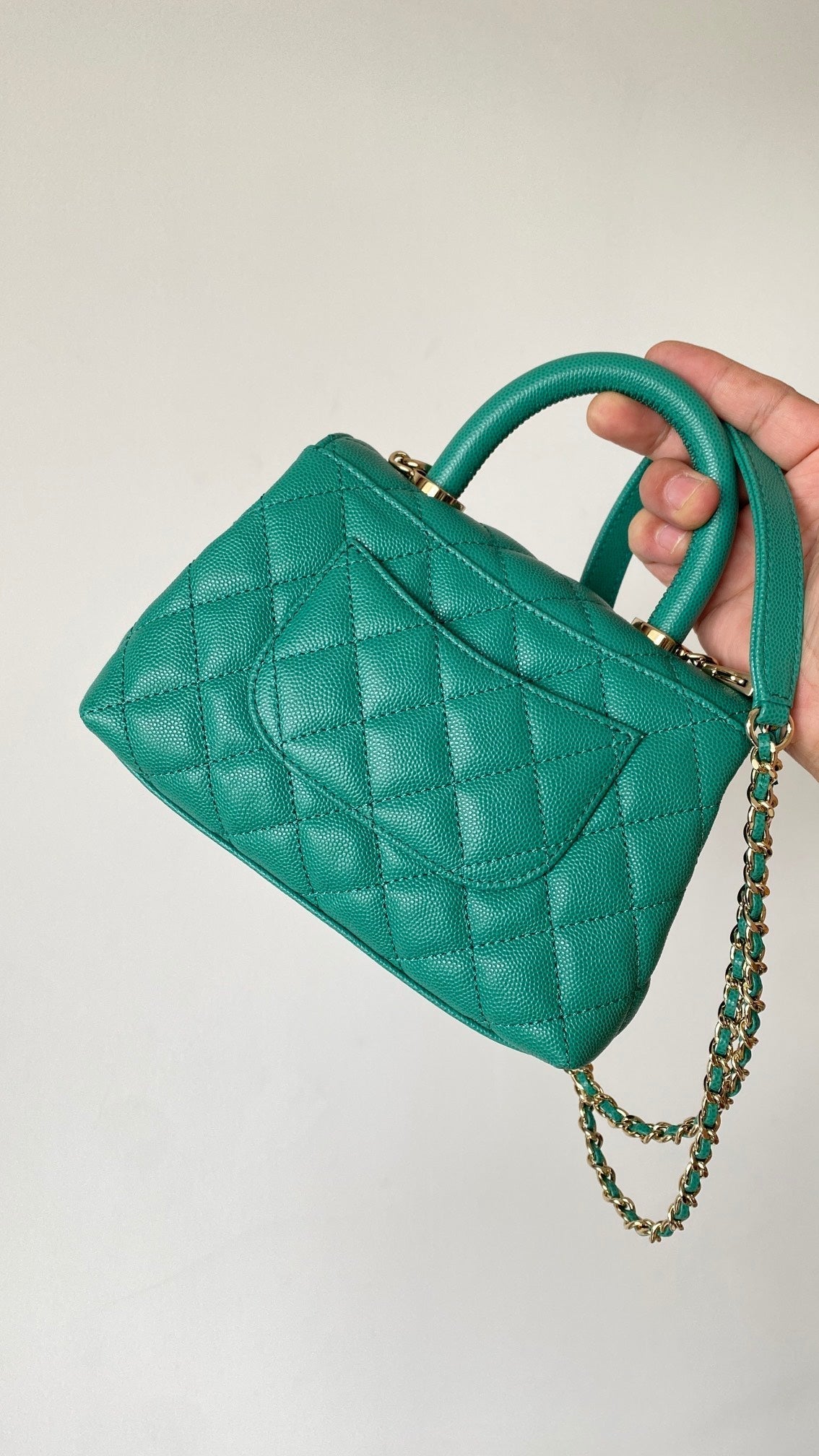 CC 25s Handle Bag 19 Rosa Leder Green Caviar Gold-Hardware