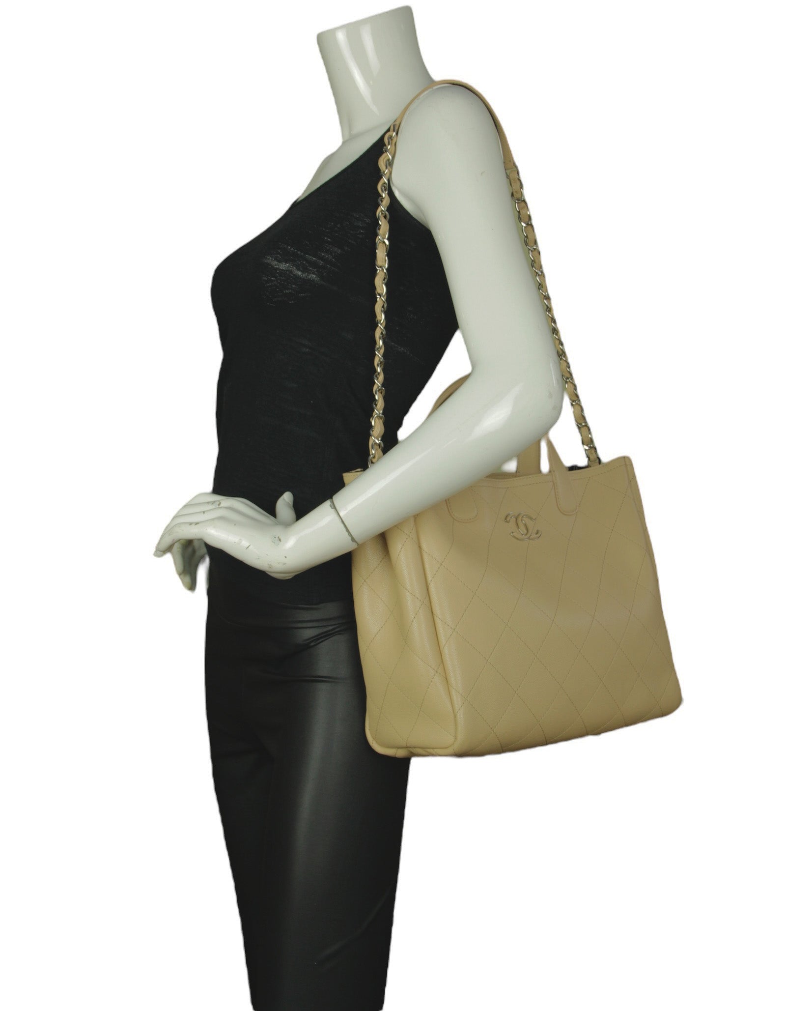 Chanel Tote beige bag – front view