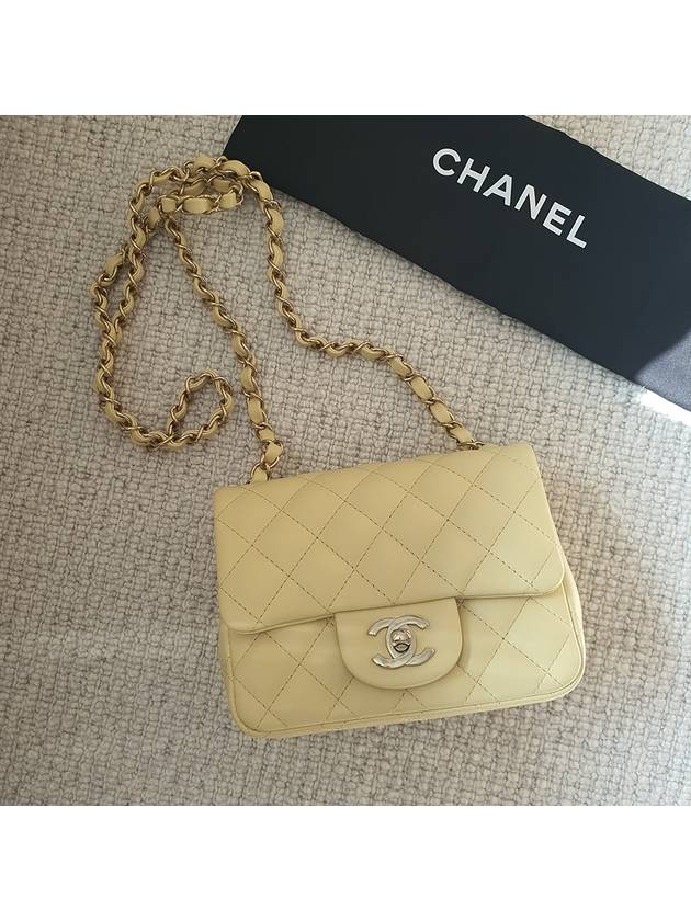 Mini Flap Lammleder Crossbody-Tasche Hellgelb Chanel