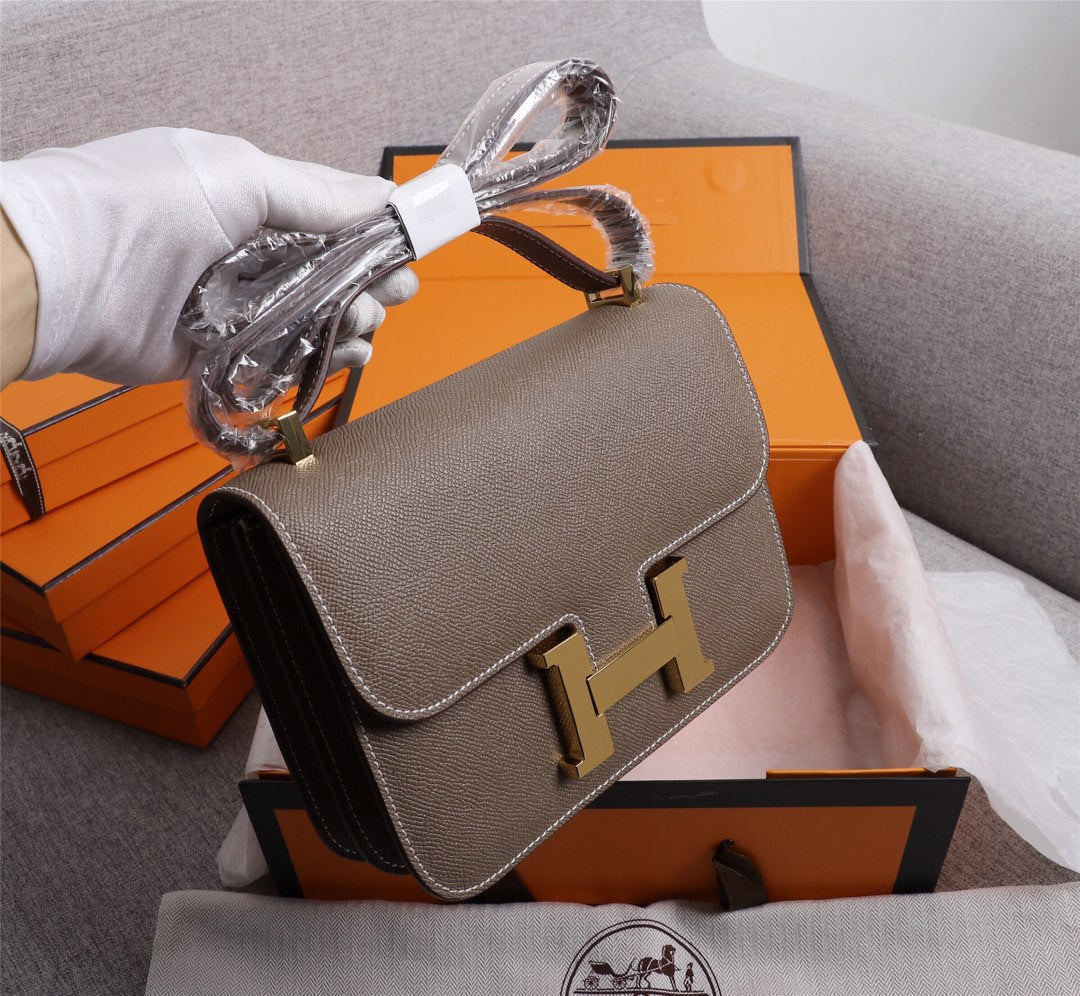 HM CONSTANCE TASCHEN 22 SCHOKOLADENBRAUN EPSOM GOLD-HARDWARE