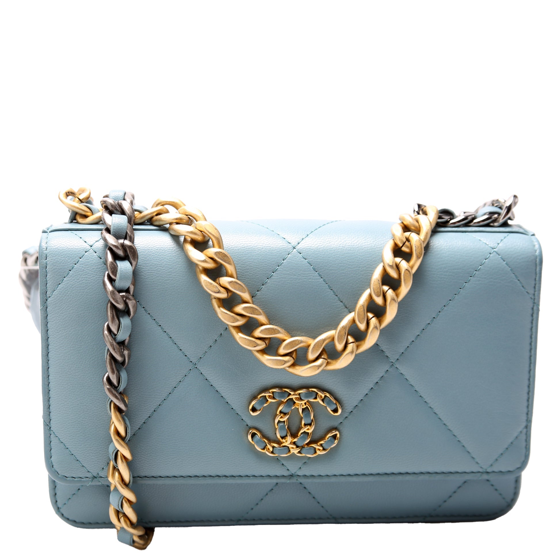 Chanel 19 WOC Quilted Lammleder 29M Blau
