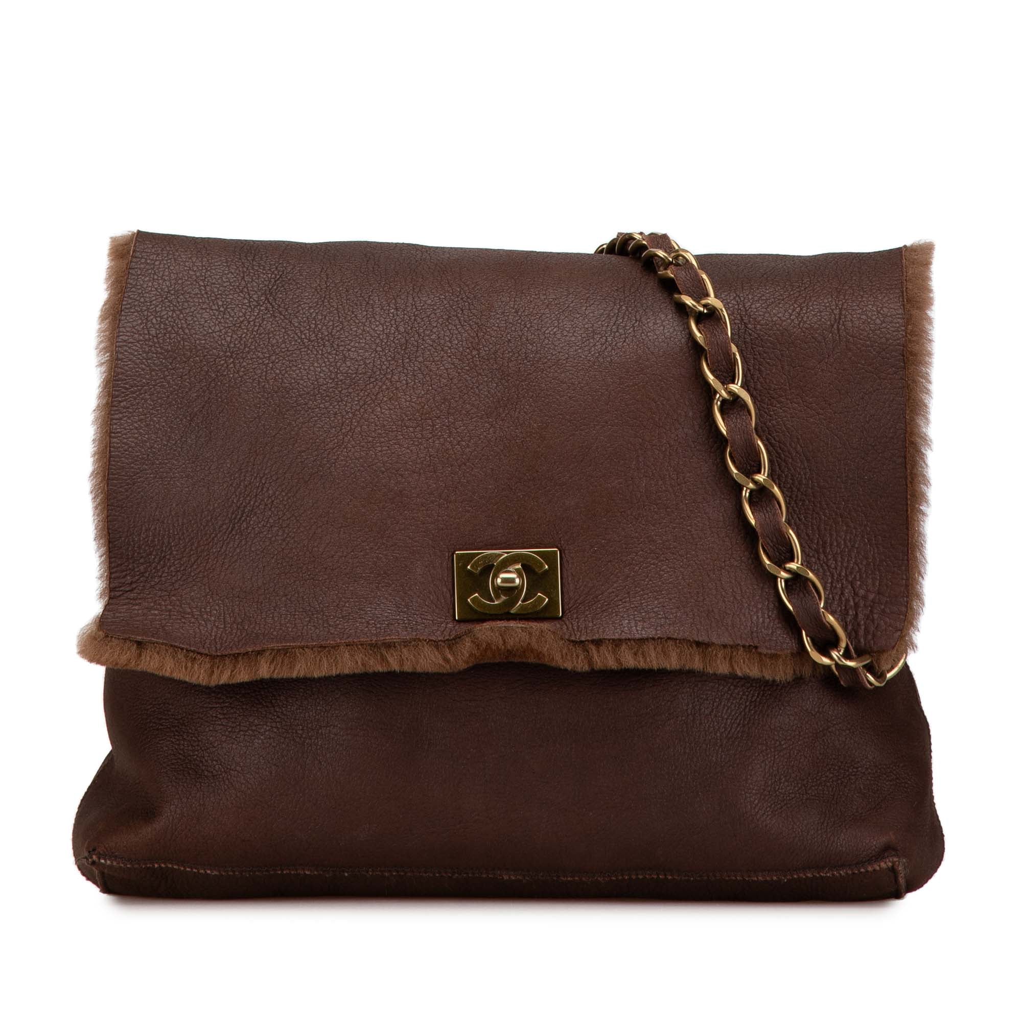Braune Chanel Shearling Trim Nubuck Chain Flap Crossbody-Tasche