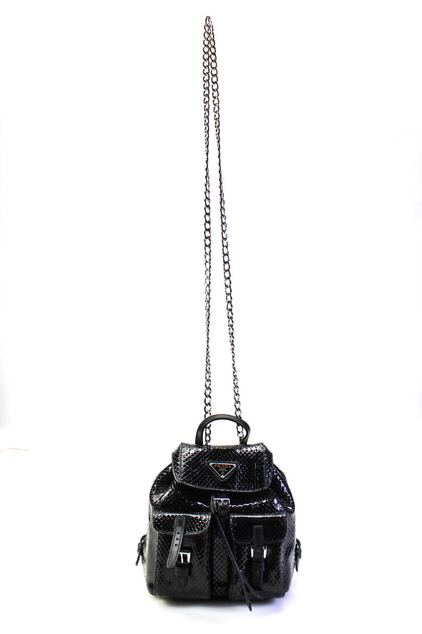 Prada Damen Vela Mini Schlangenleder Rucksack Kette Crossbody-Tasche Schwarz