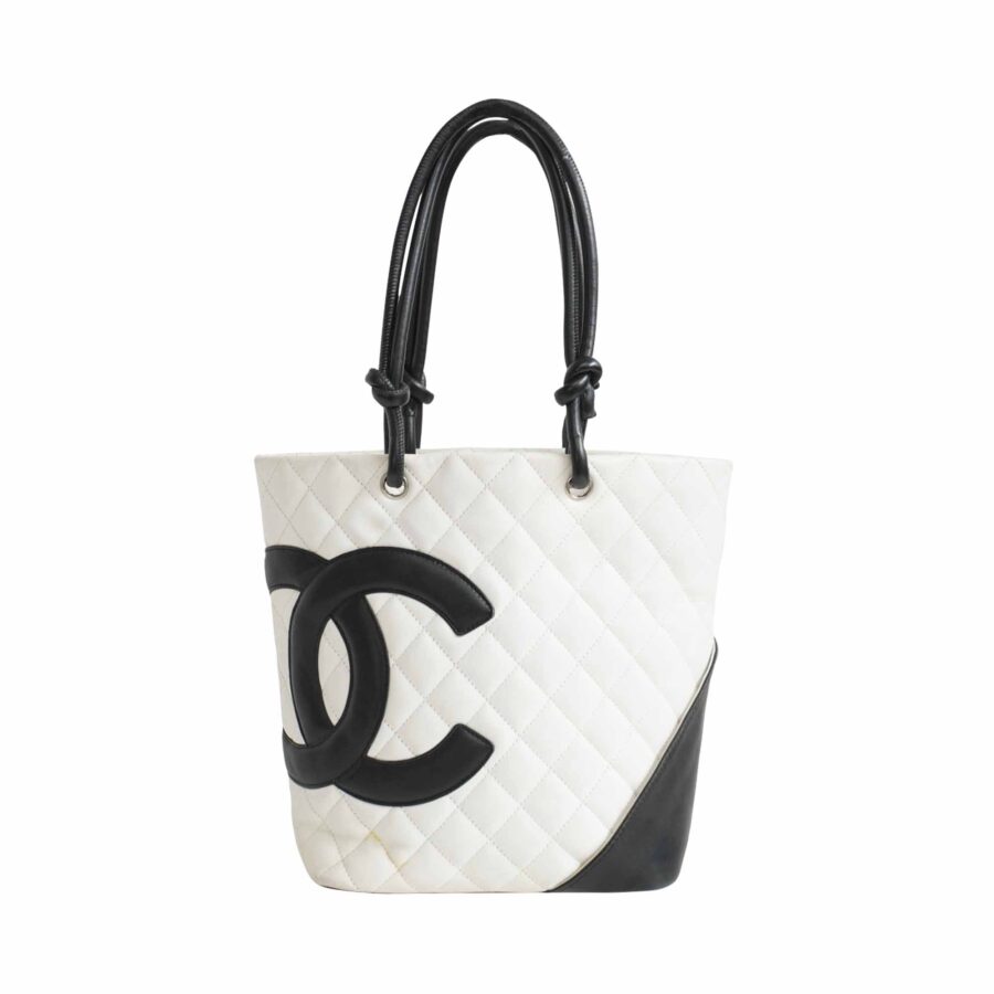 Chanel Bucket Bag – front view