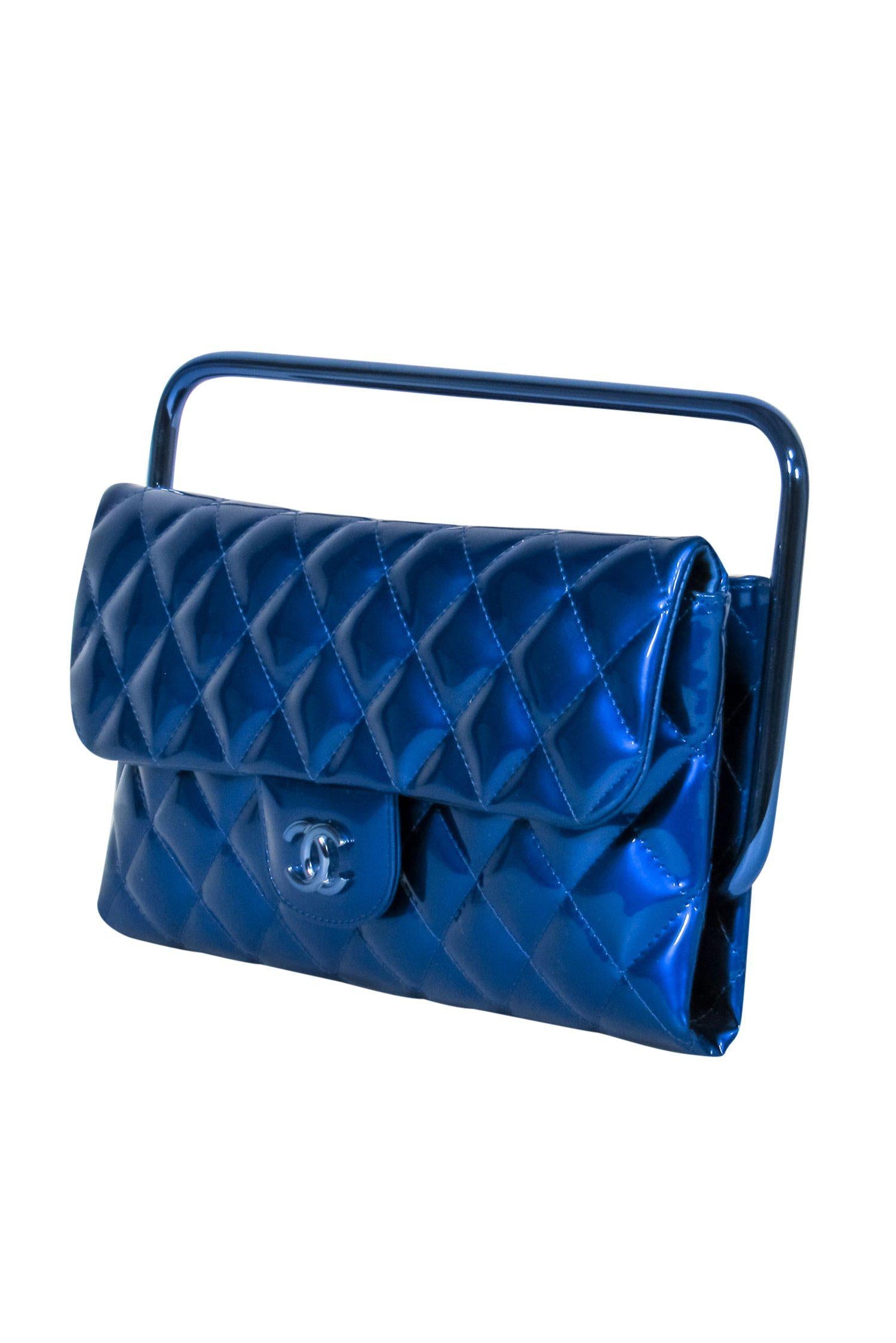 Chanel handbag blue – front view