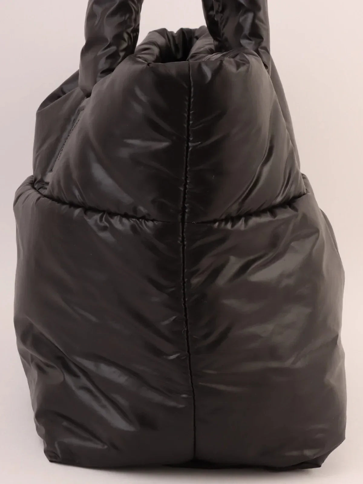 Chanel Around Made Nyon Cc Cocoon Shopper Schwarz