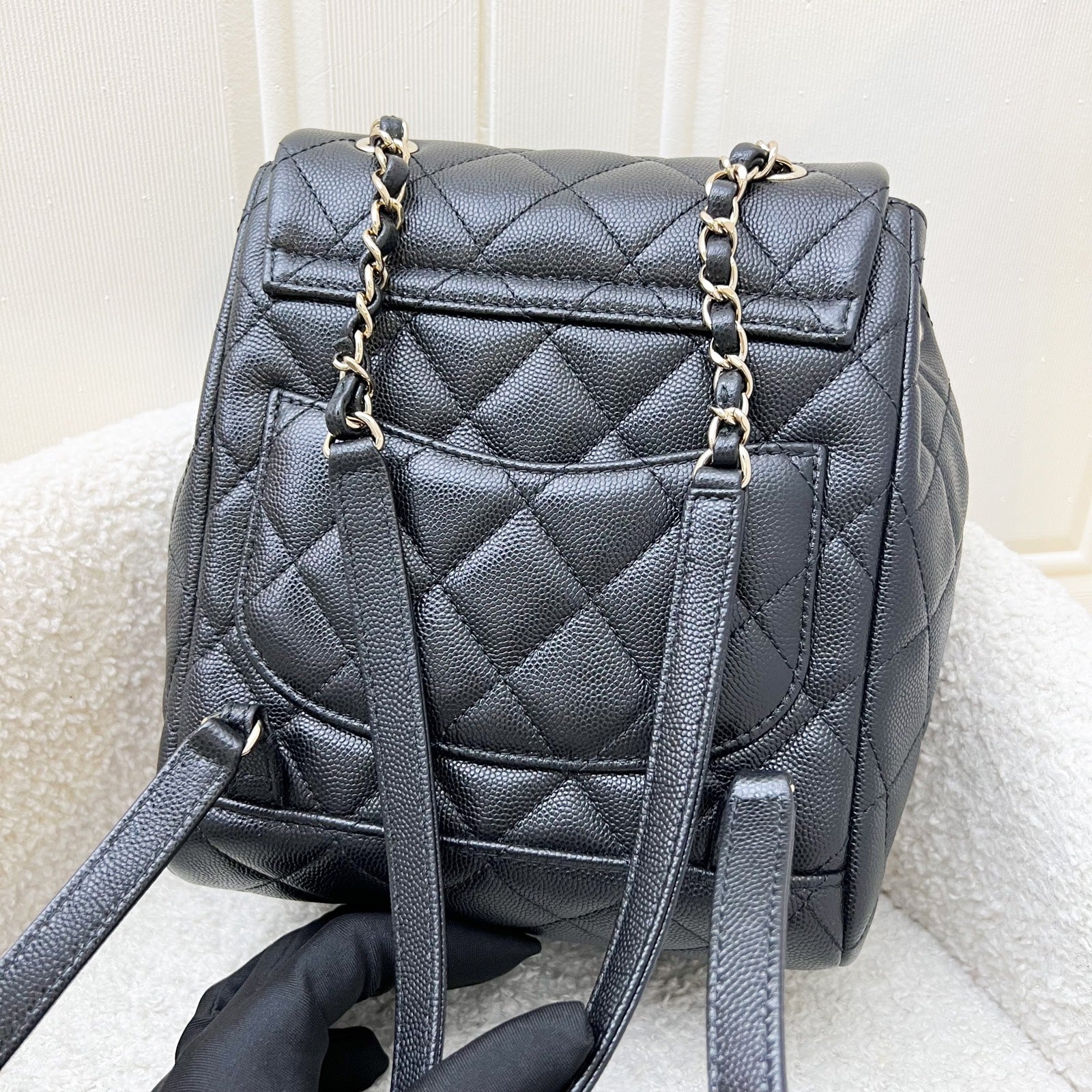 Chanel 24S Urban Spirit Rucksack in Schwarz Glänzendes Caviar und LGHW