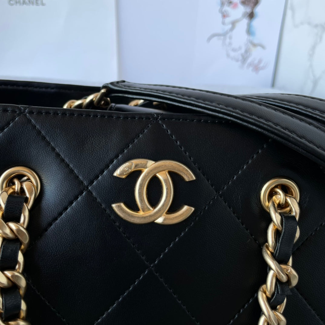 SMALL TOTE 31CM SCHWARZ LAMBSKIN GOLD-HARDWARE