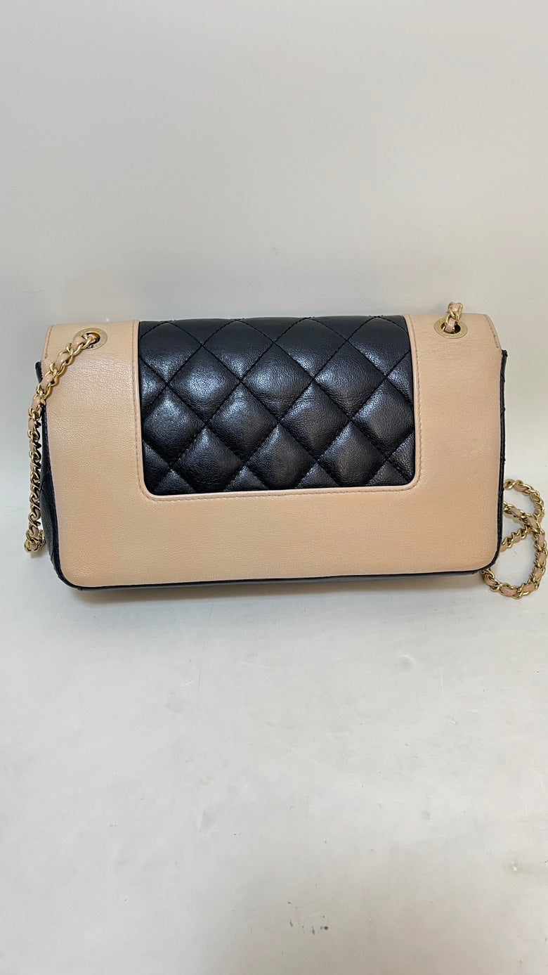 Chanel Flap Leder Schwarz Umhängetasche 4